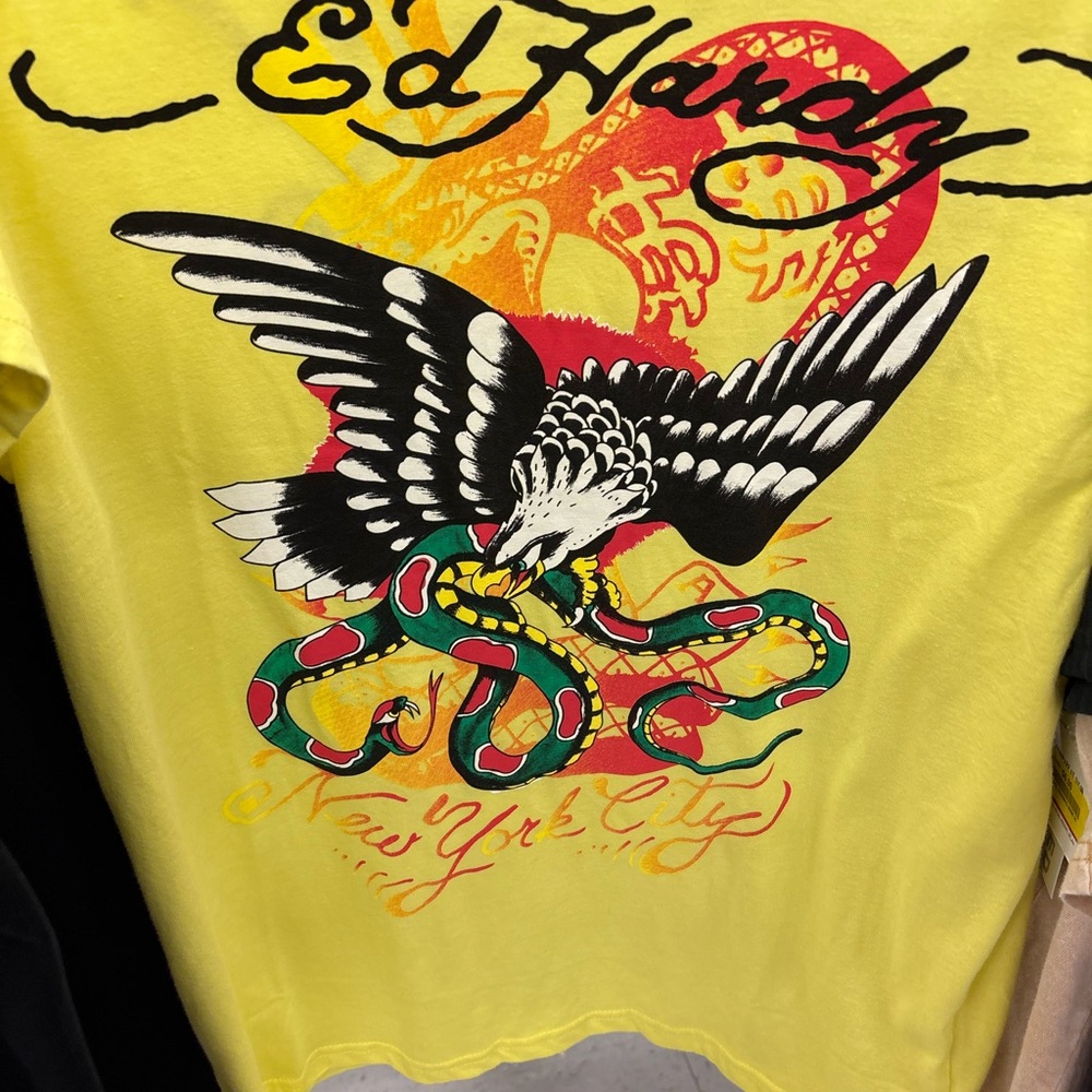 NWT Men’s Ed Hardy Lemon Yellow Tee with Eagle and Snake Design, Sz Medium